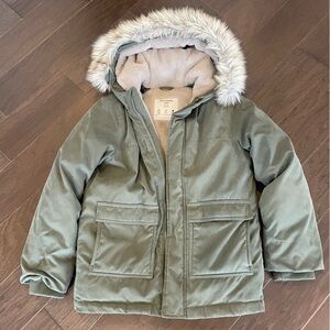 Abercrombie Kids Green Hooded Parka with Removable
Faux Fur Trim Size 11/12